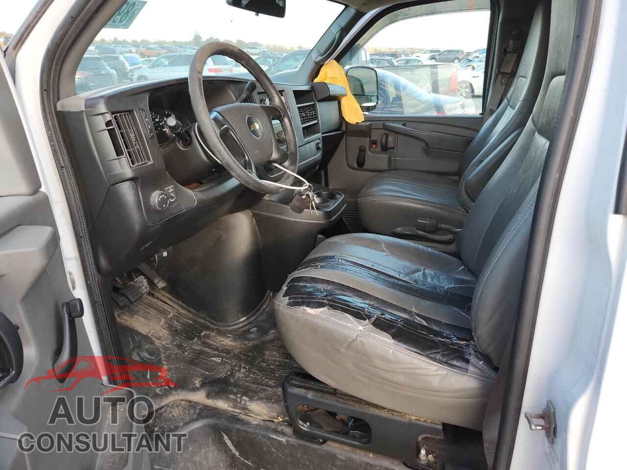 CHEVROLET EXPRESS 2013 - 1GCSGAFX4D1170196