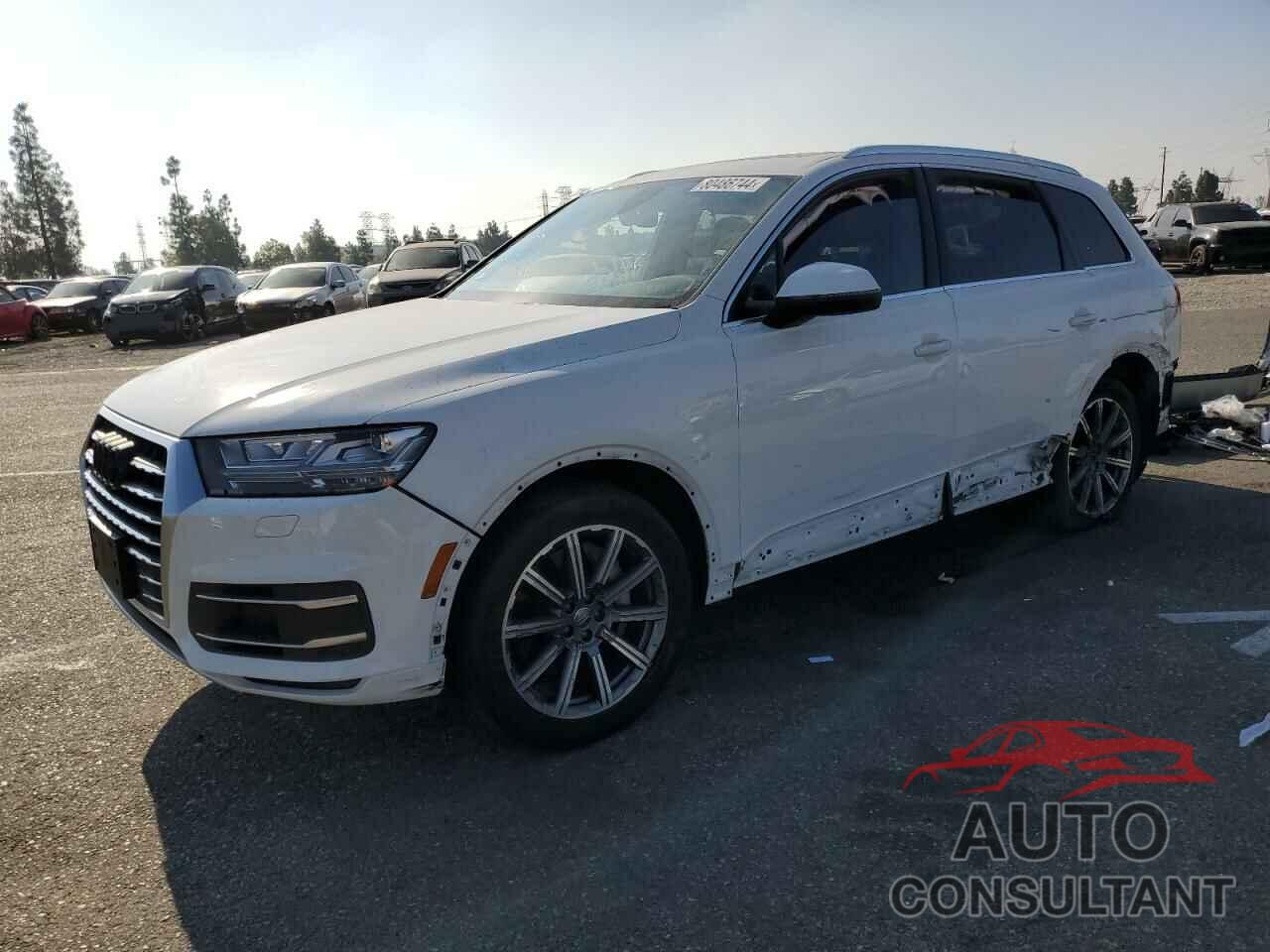 AUDI Q7 2019 - WA1LHAF70KD030072