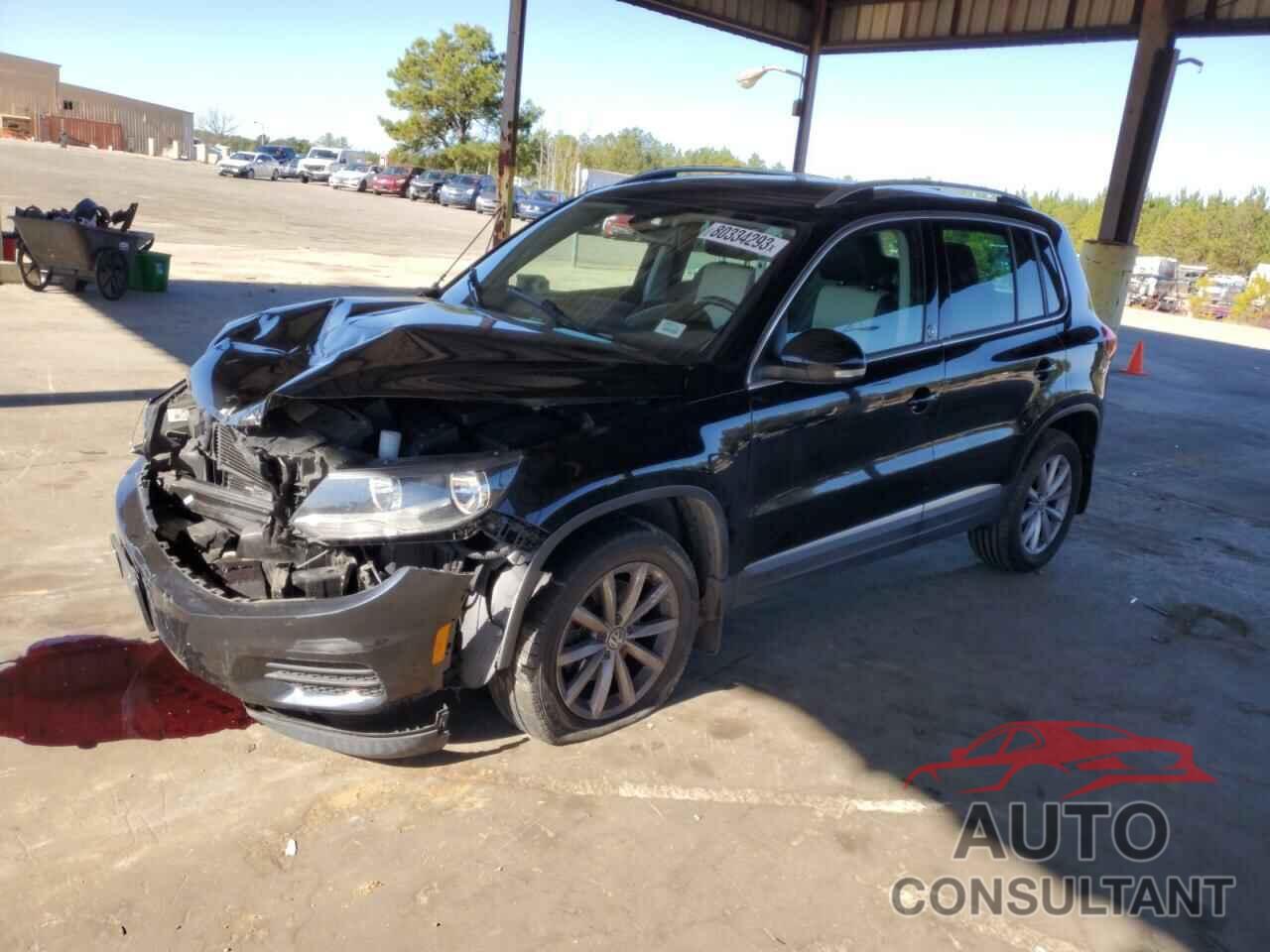 VOLKSWAGEN TIGUAN 2017 - WVGSV7AX4HK018494