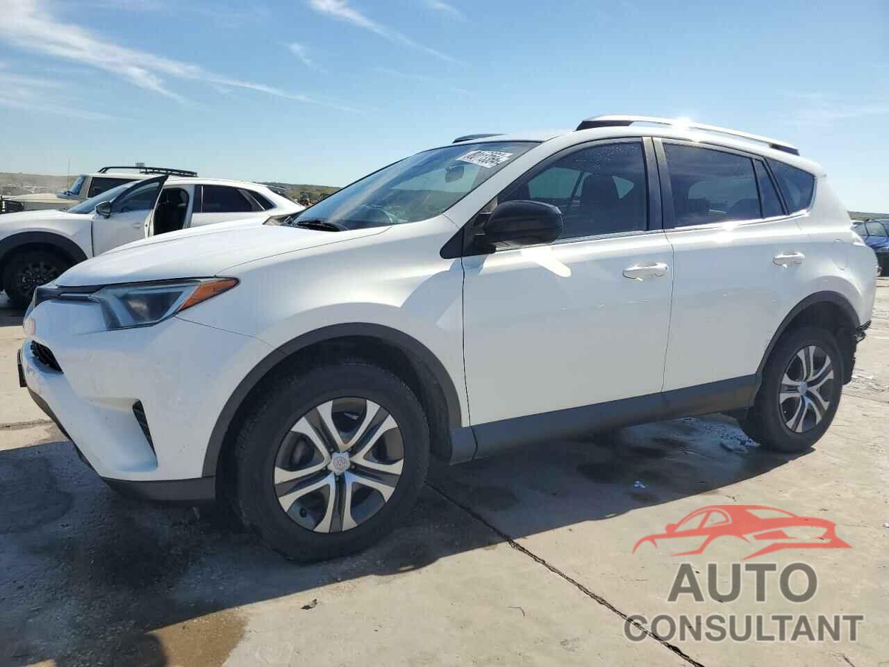 TOYOTA RAV4 2017 - JTMZFREV4HJ703976