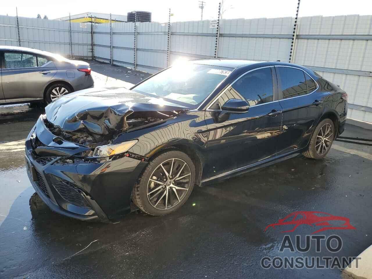 TOYOTA CAMRY 2021 - 4T1G11AK6MU578230