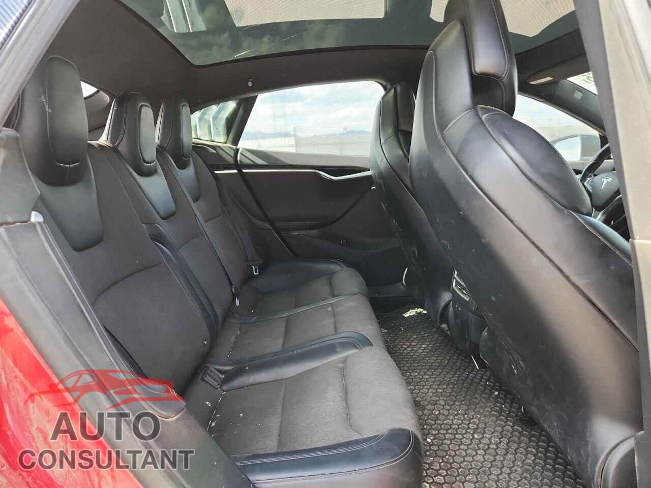 TESLA MODEL S 2017 - 5YJSA1E12HF233758