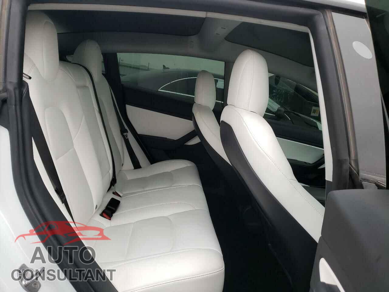 TESLA MODEL 3 2021 - 5YJ3E1EA7MF908698