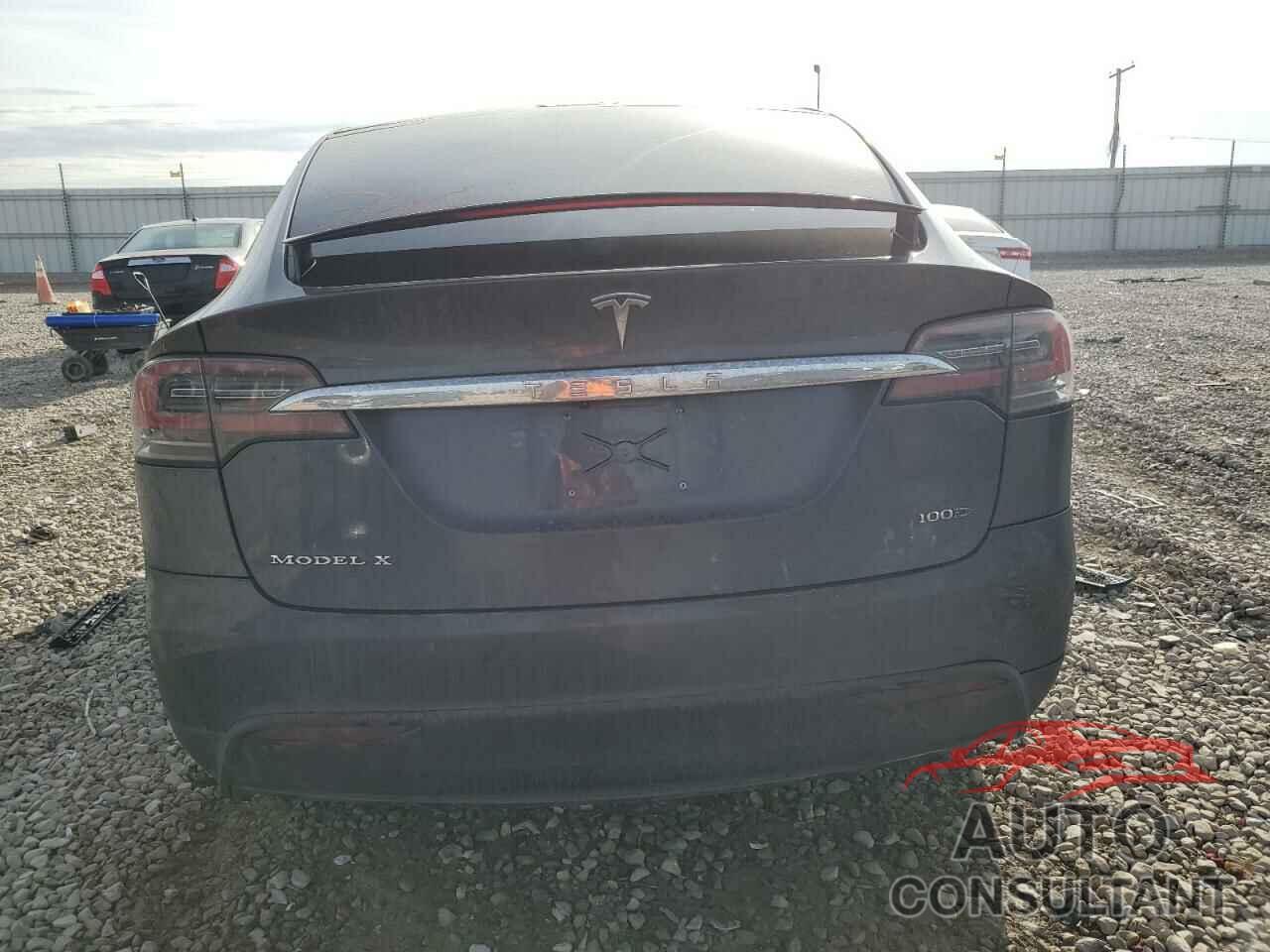 TESLA MODEL X 2018 - 5YJXCBE28JF141767