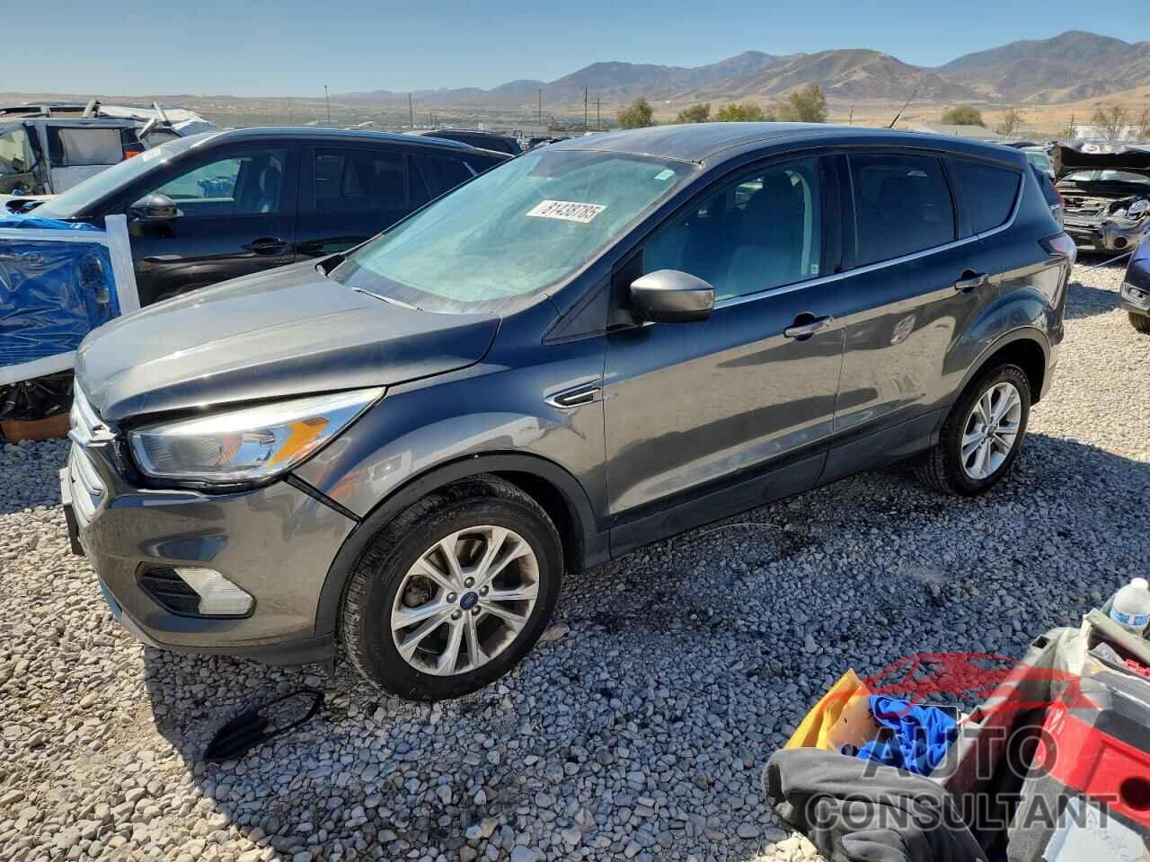 FORD ESCAPE 2017 - 1FMCU9GD1HUE49654