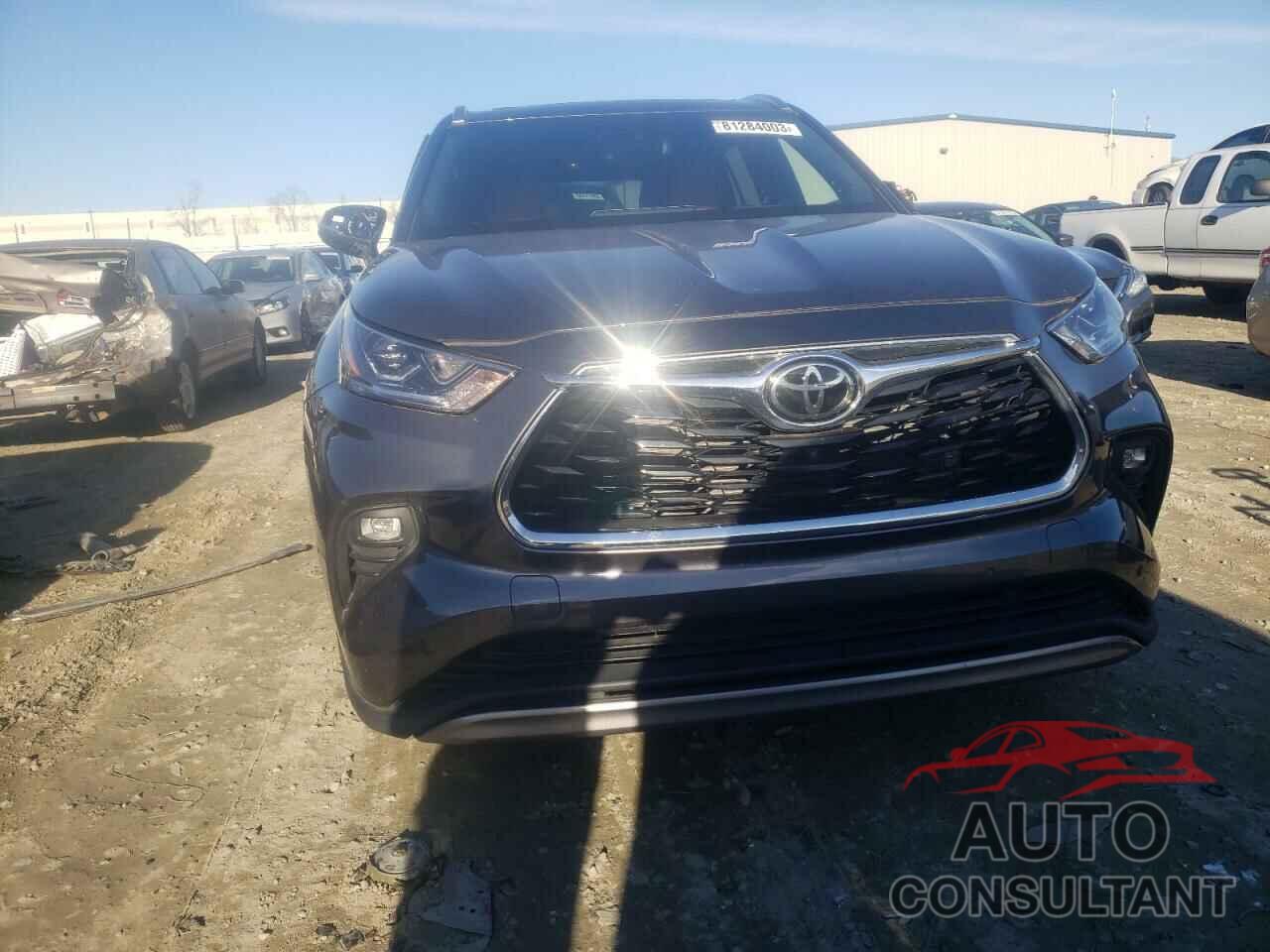 TOYOTA HIGHLANDER 2022 - 5TDFZRAH7NS099803