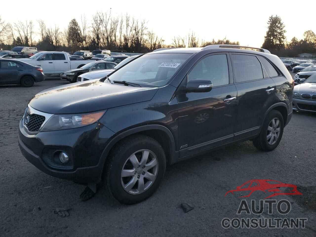 KIA SORENTO 2013 - 5XYKTDA26DG331639