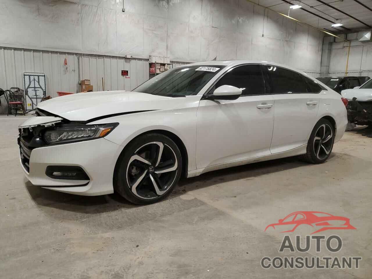 HONDA ACCORD 2018 - 1HGCV2F32JA046017