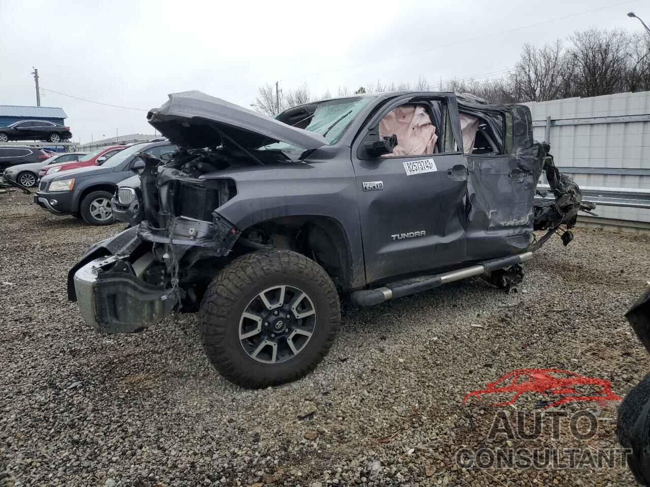 TOYOTA TUNDRA 2019 - 5TFDW5F11KX798967