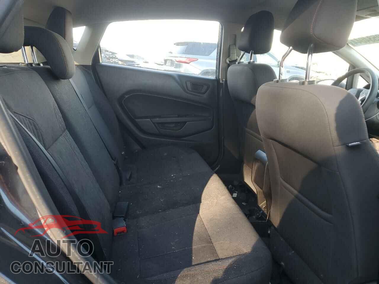 FORD FIESTA 2017 - 3FADP4EJ7HM123900