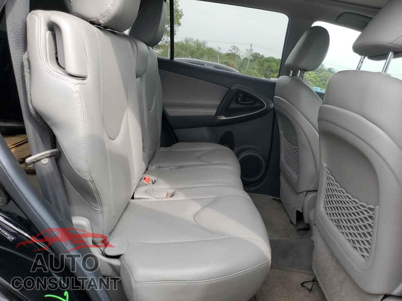 TOYOTA RAV4 2011 - 2T3DF4DV5BW153310