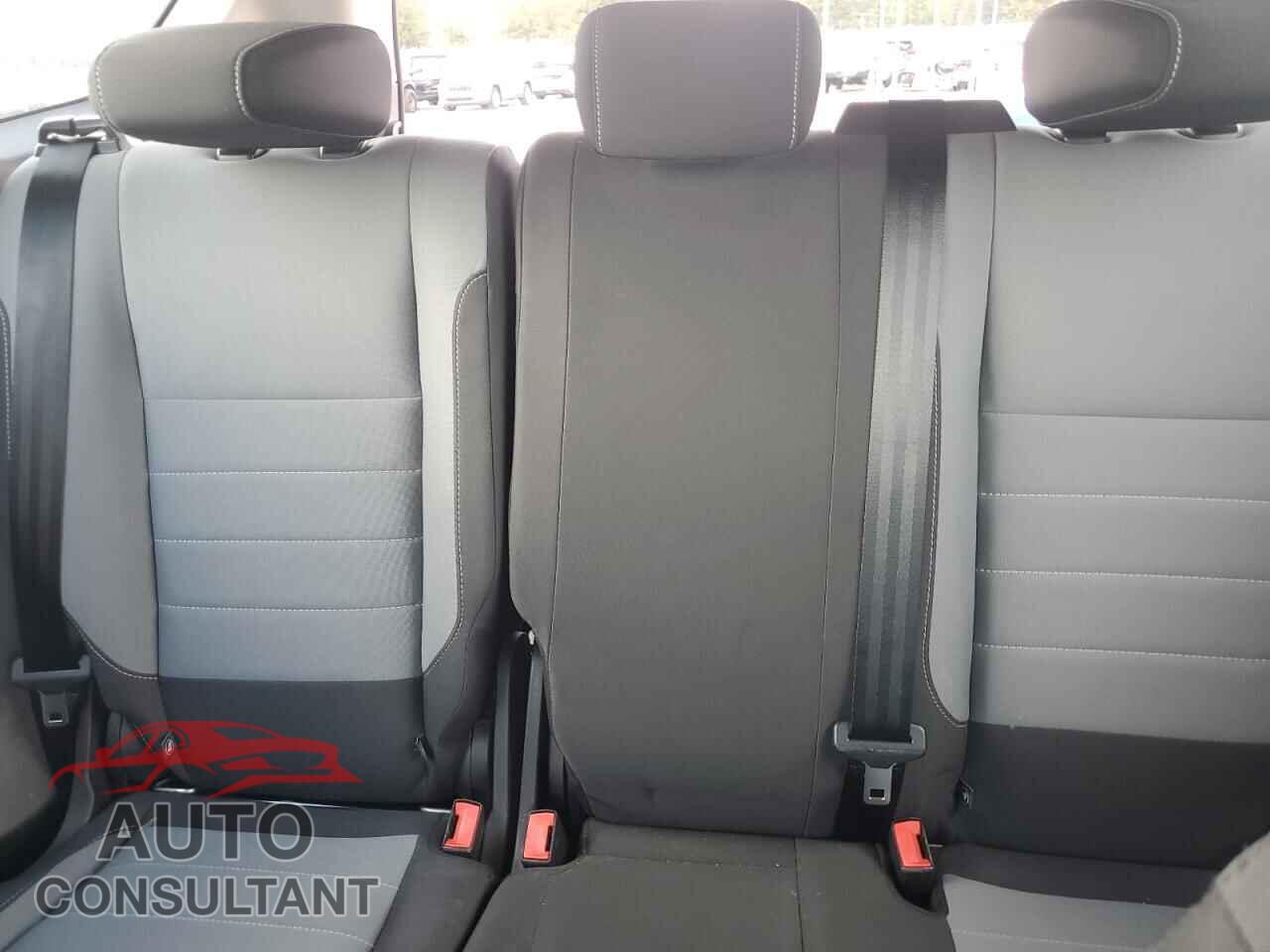FORD ESCAPE 2017 - 1FMCU0F73HUD86399
