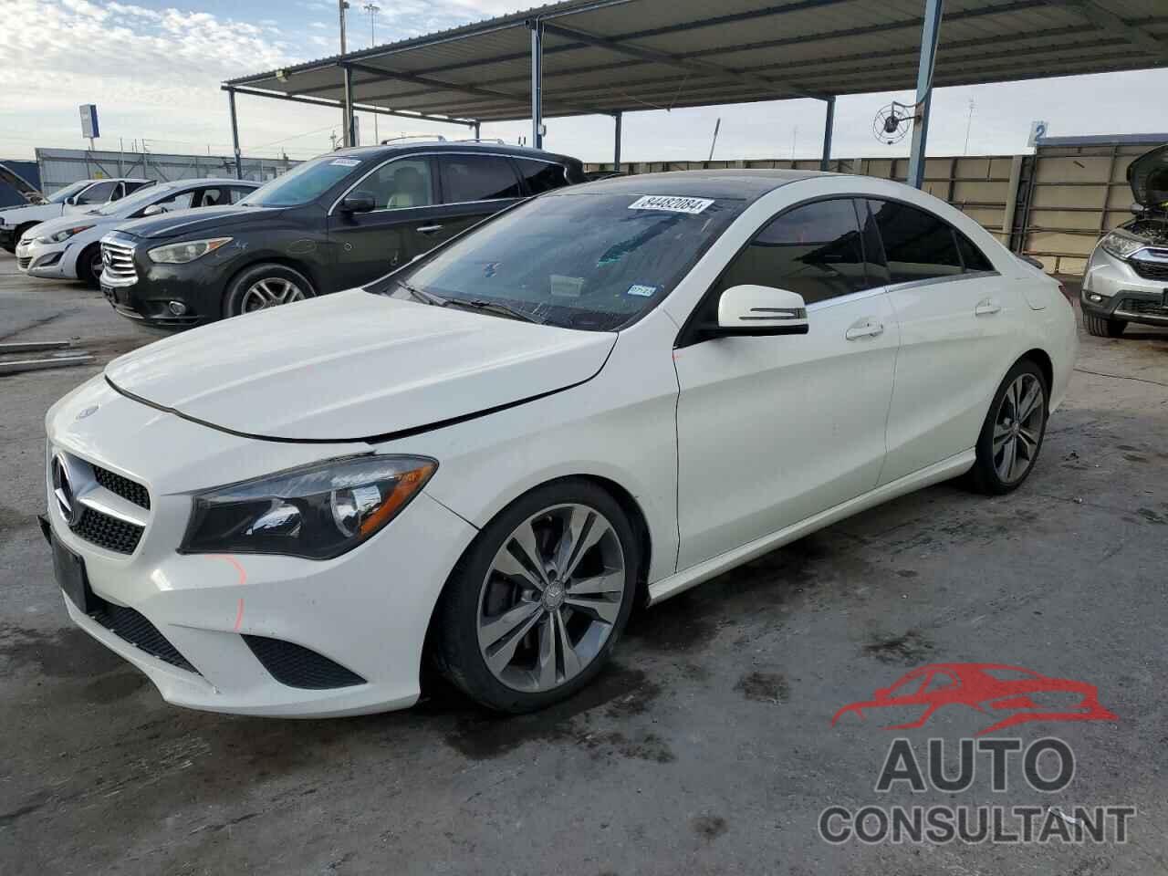 MERCEDES-BENZ CLA-CLASS 2015 - WDDSJ4EB0FN268149