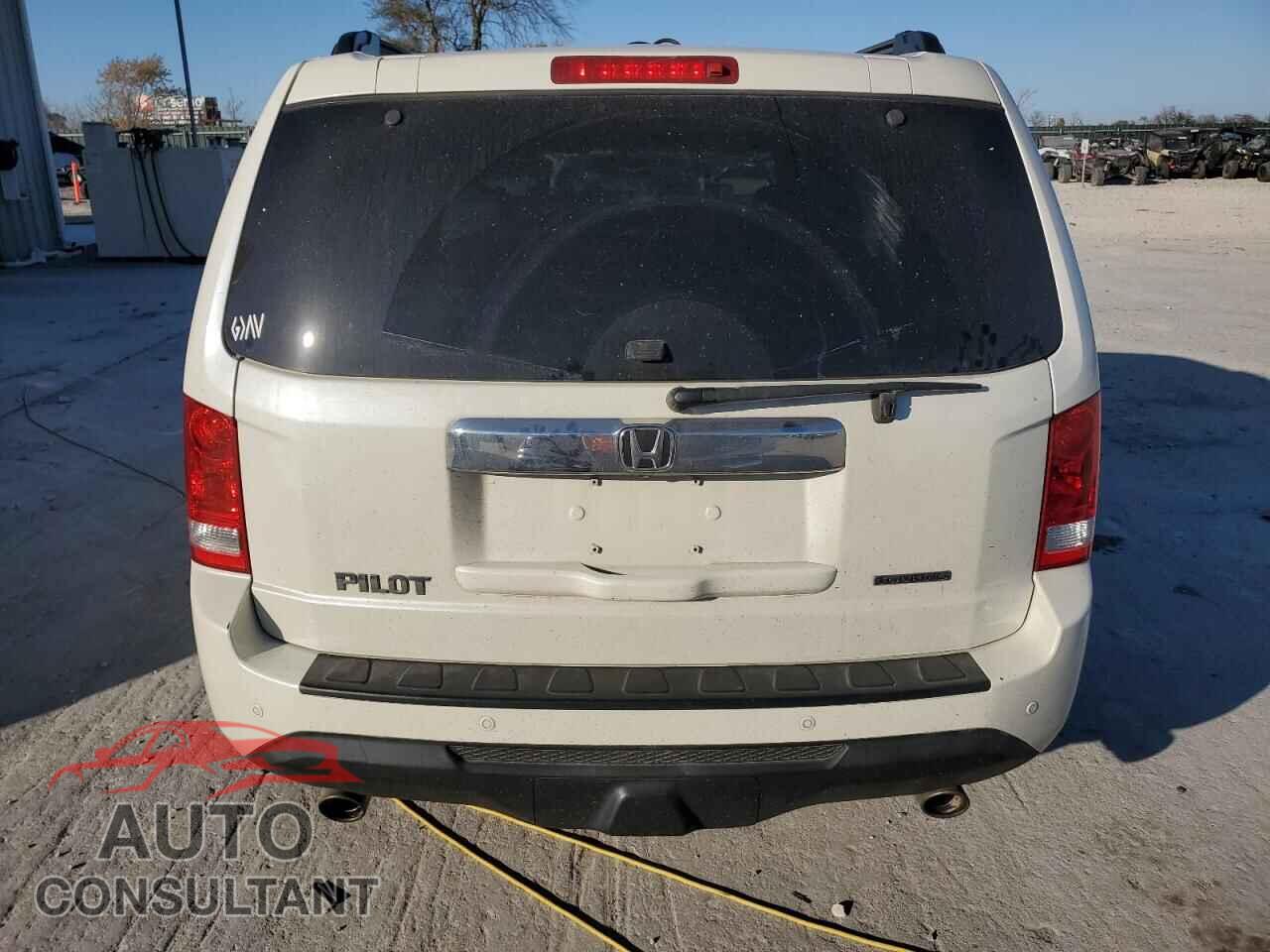 HONDA PILOT 2014 - 5FNYF3H94EB022226