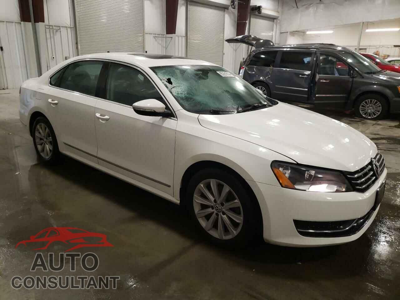 VOLKSWAGEN PASSAT 2012 - 1VWCH7A39CC071009