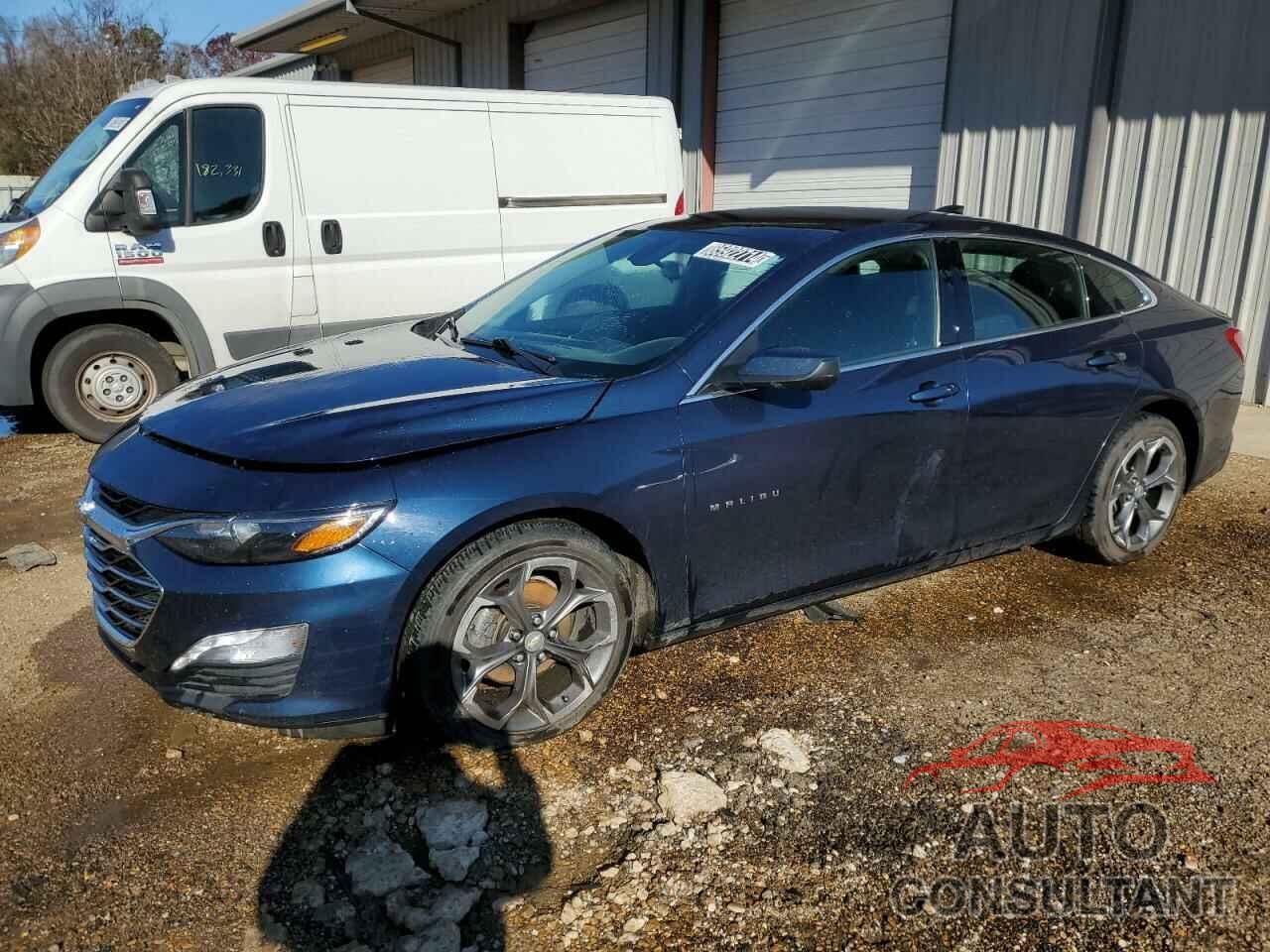 CHEVROLET MALIBU 2021 - 1G1ZD5ST9MF028102