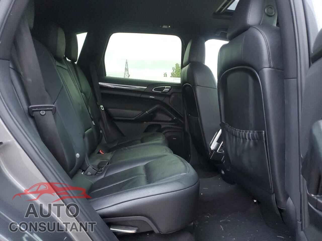 PORSCHE CAYENNE 2012 - WP1AB2A23CLA40374
