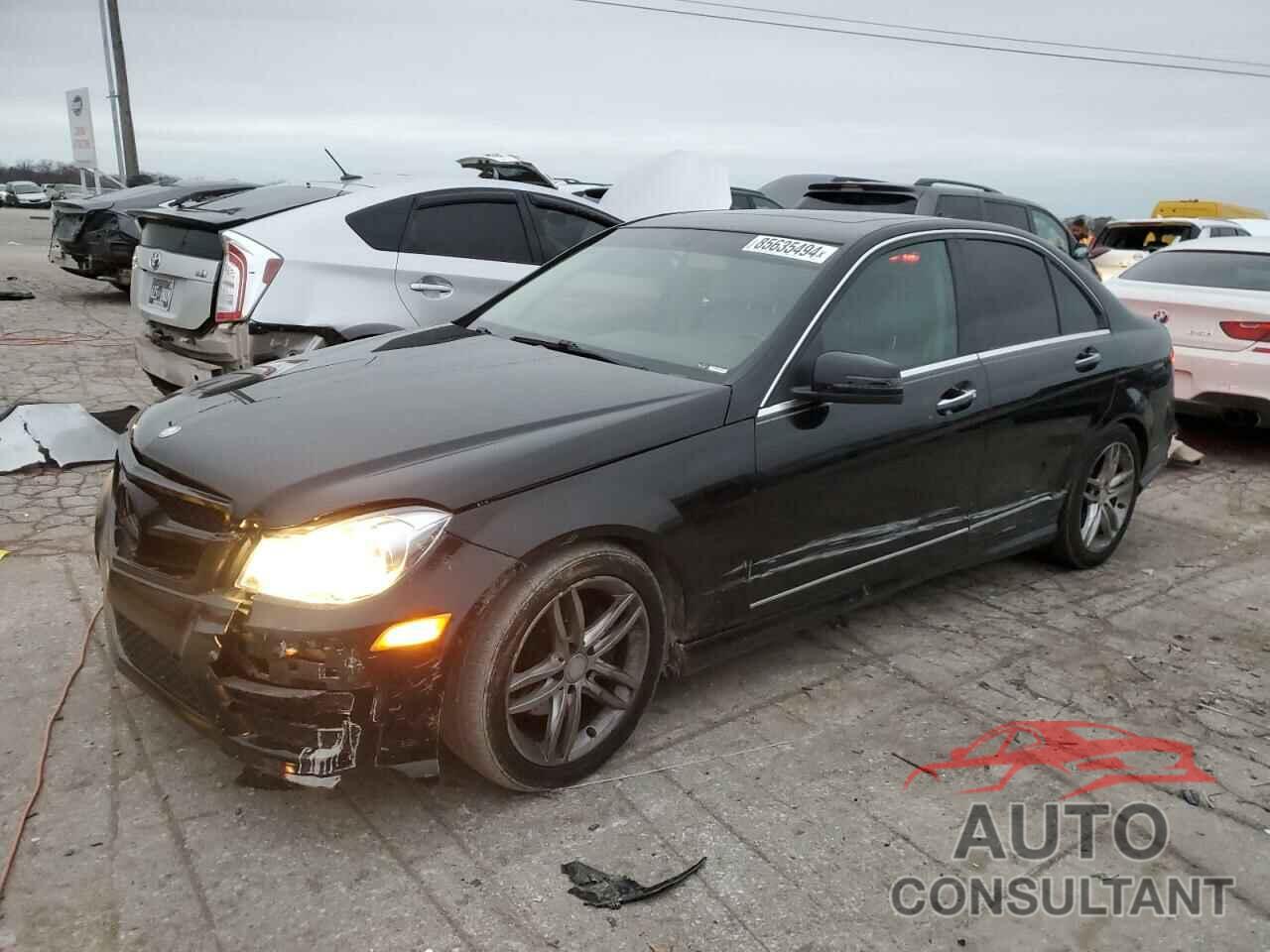 MERCEDES-BENZ C-CLASS 2014 - WDDGF4HB0ER305209