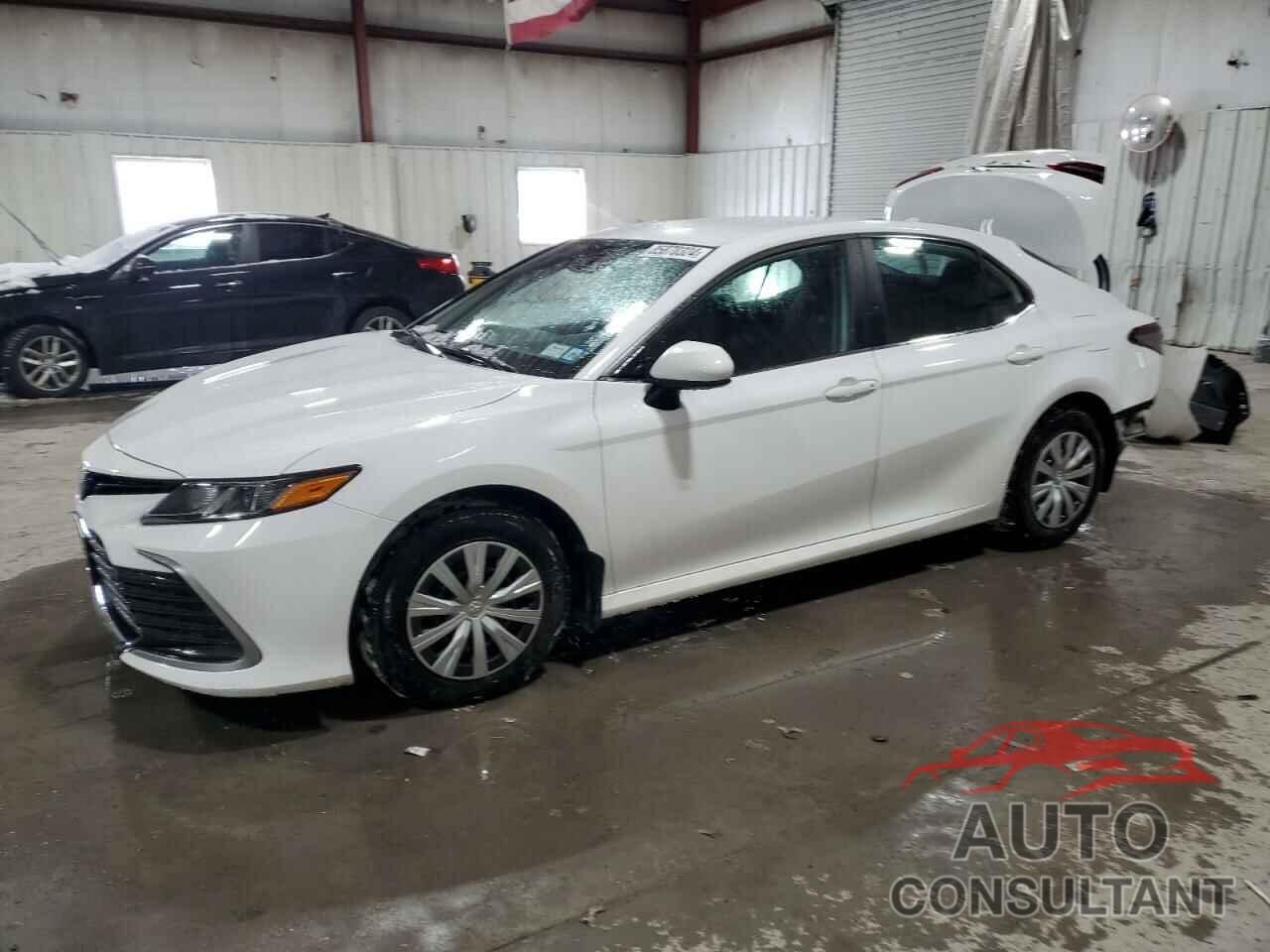 TOYOTA CAMRY 2022 - 4T1C31AK2NU583029