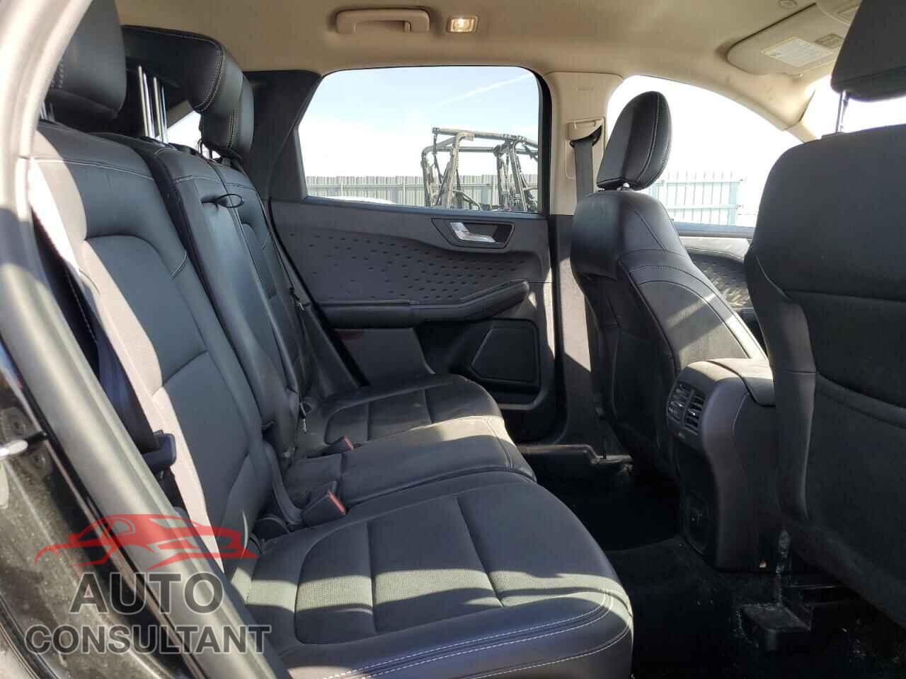 FORD ESCAPE 2020 - 1FMCU9H67LUA16705