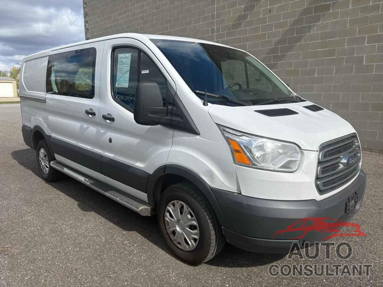 FORD TRANSIT 2018 - 1FTYR1YM2JKB16599