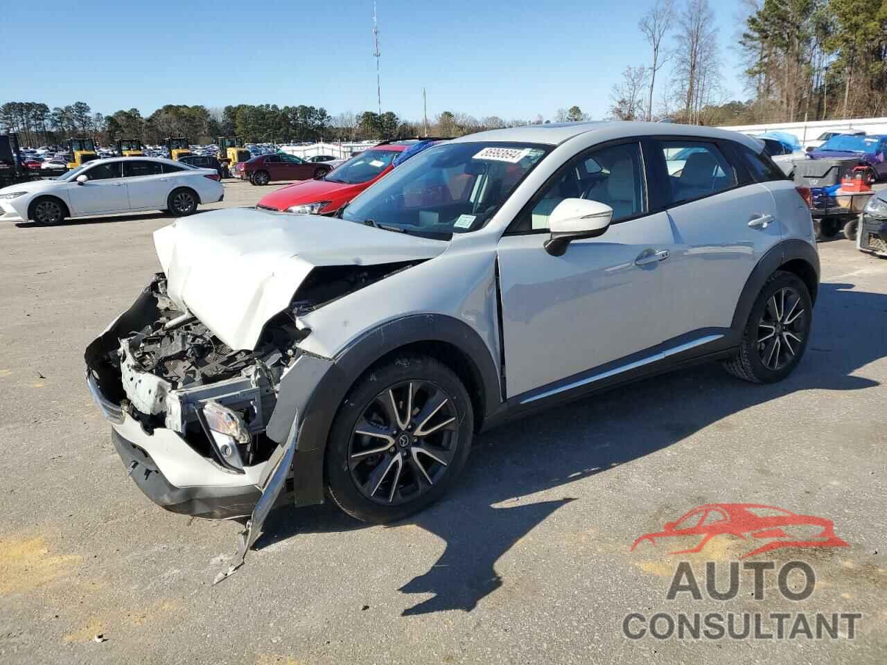 MAZDA CX-3 2018 - JM1DKDD78J0307055