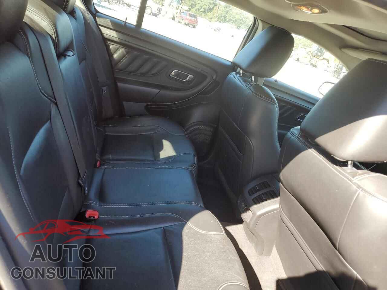 FORD TAURUS 2011 - 1FAHP2EW9BG135338
