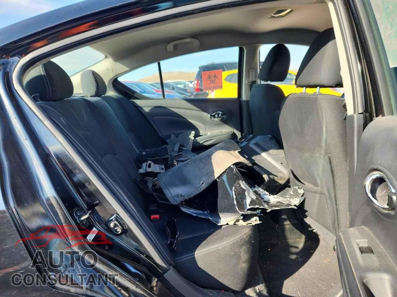 NISSAN VERSA 2019 - 3N1CN7AP3KL865203