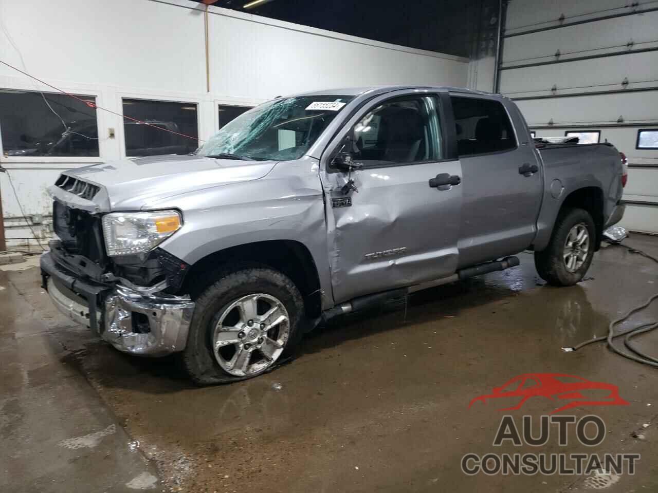 TOYOTA TUNDRA 2017 - 5TFDW5F15HX627020