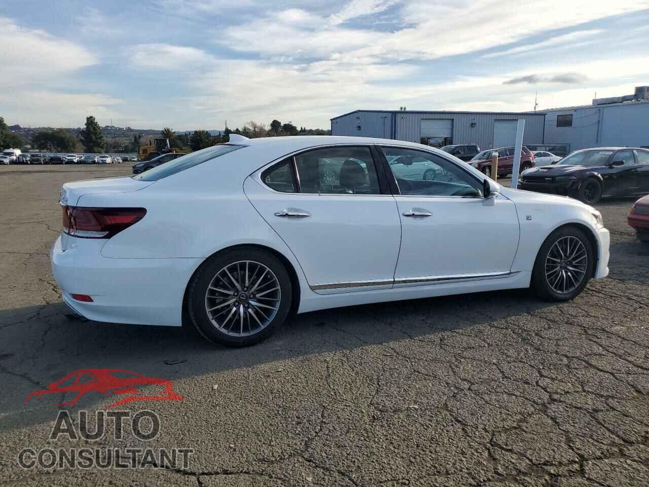 LEXUS LS460 2016 - JTHBL5EF3G5140145