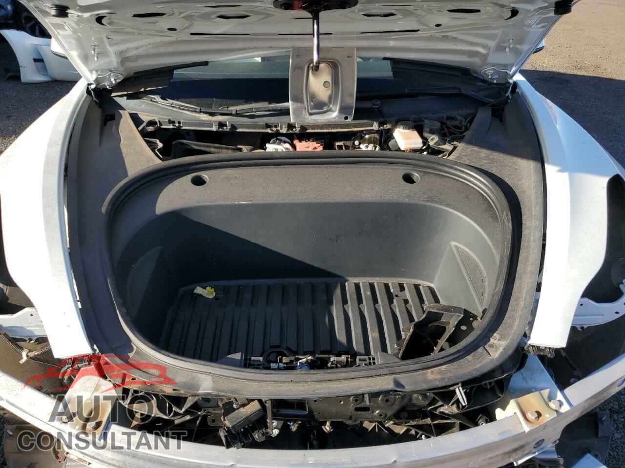 TESLA MODEL 3 2021 - 5YJ3E1EA4MF048663