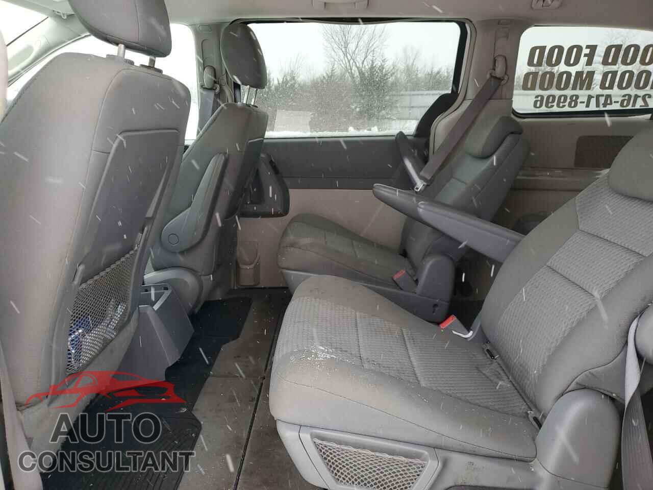 DODGE CARAVAN 2010 - 2D4RN5D16AR107914