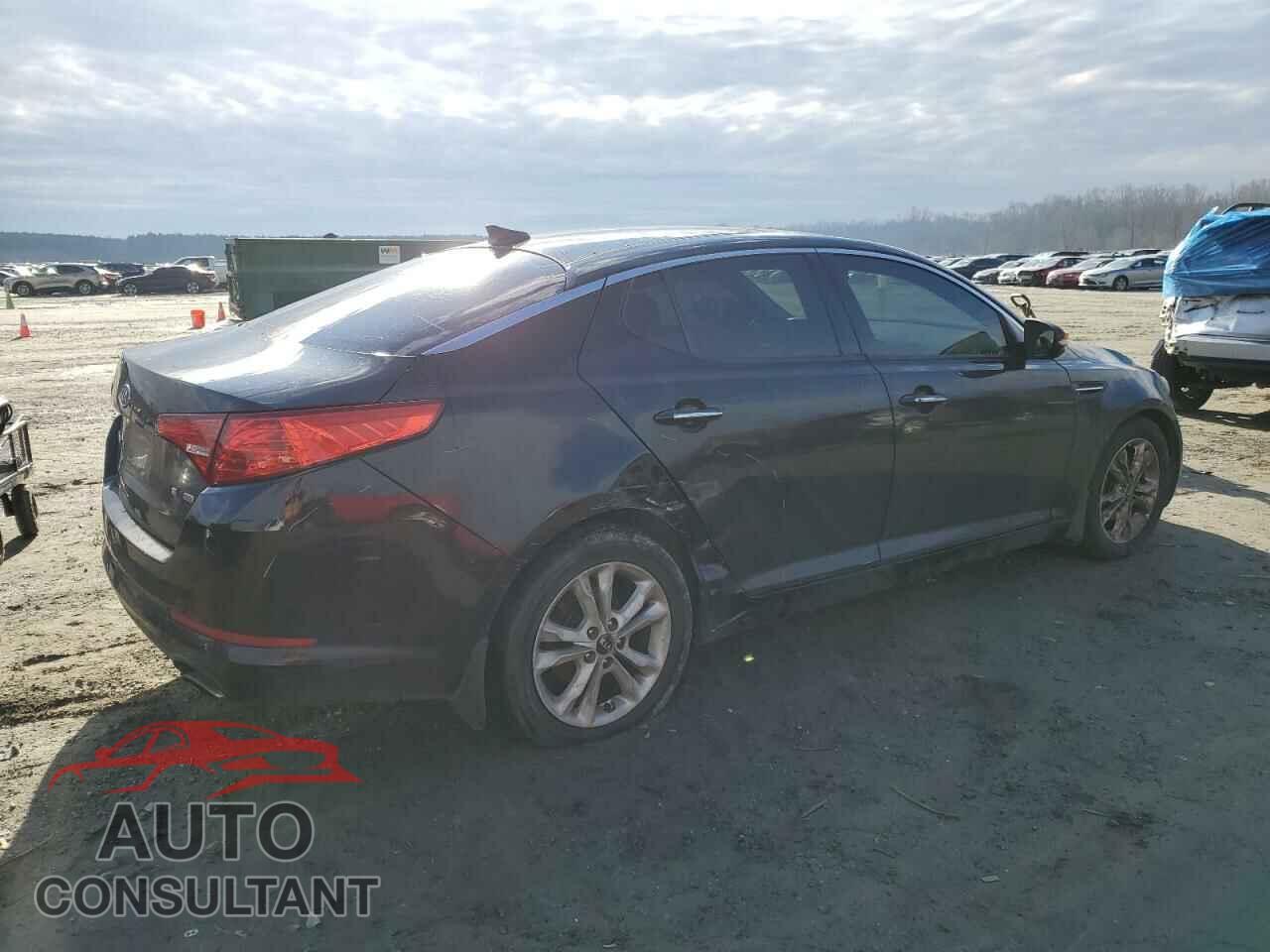 KIA OPTIMA 2011 - KNAGN4A78B5166496