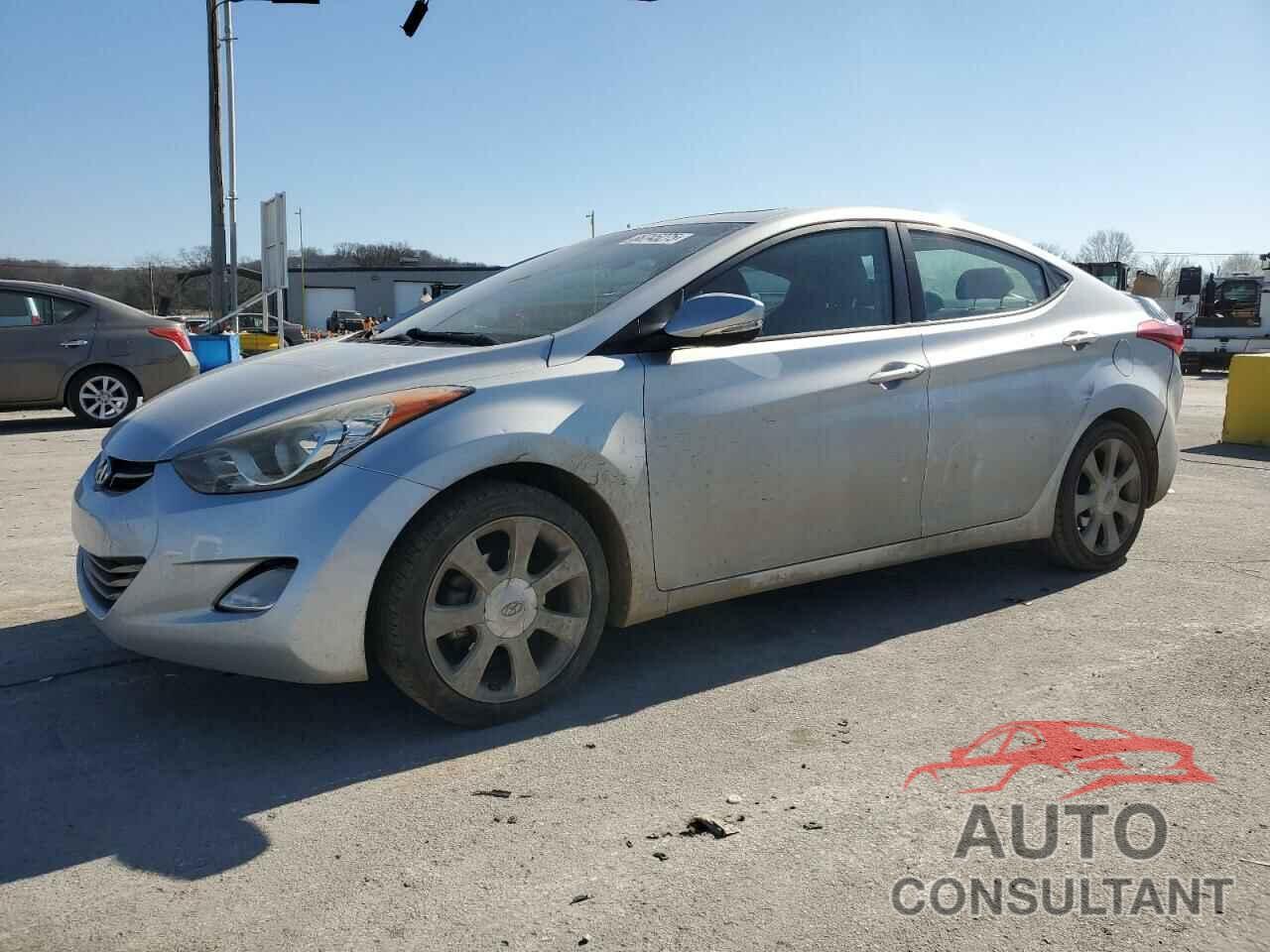 HYUNDAI ELANTRA 2013 - KMHDH4AE8DU669588