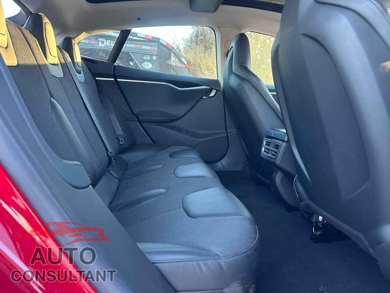 TESLA MODEL S 2013 - 5YJSA1CN9DFP27292
