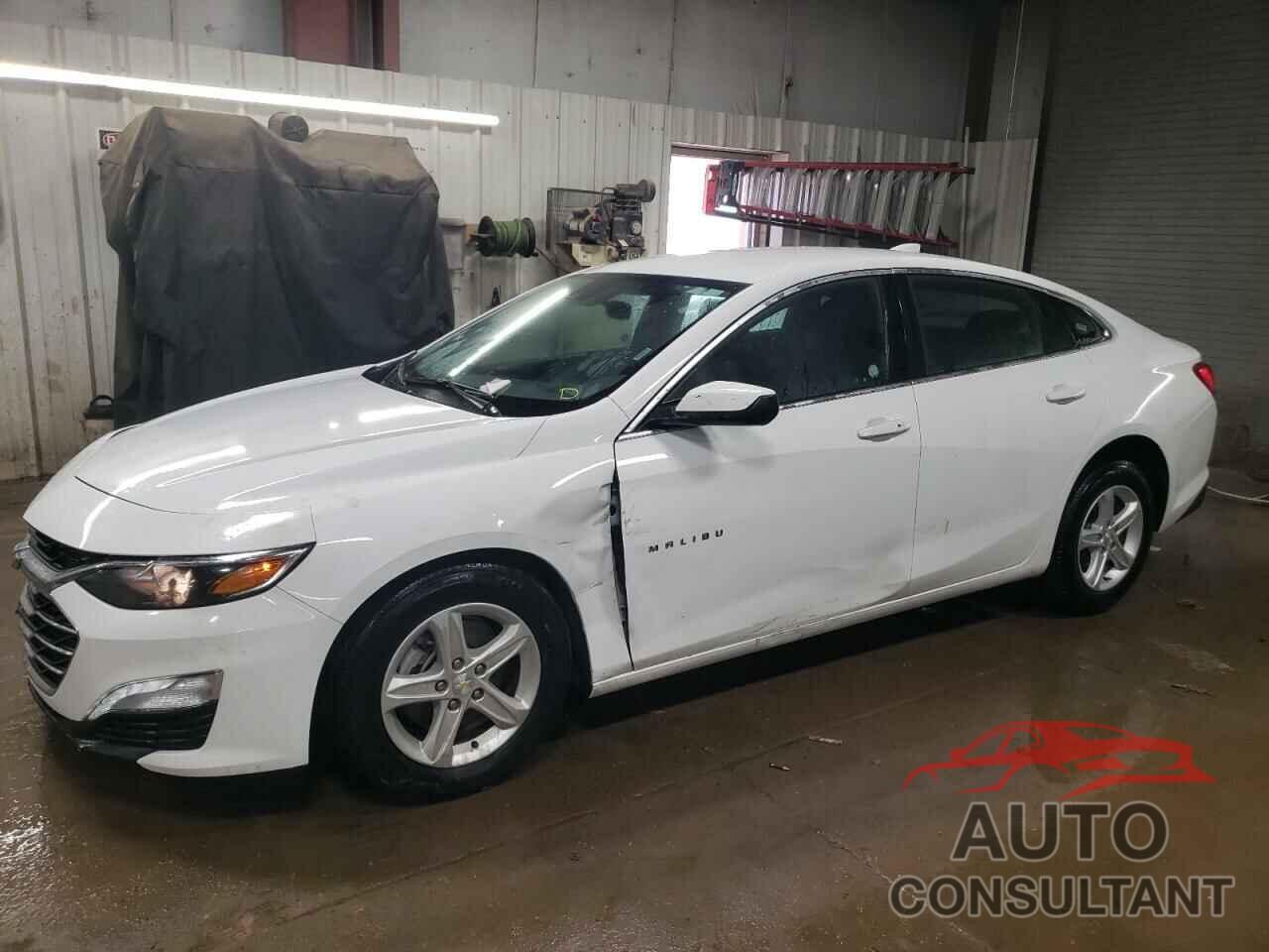 CHEVROLET MALIBU 2023 - 1G1ZD5ST4PF220905