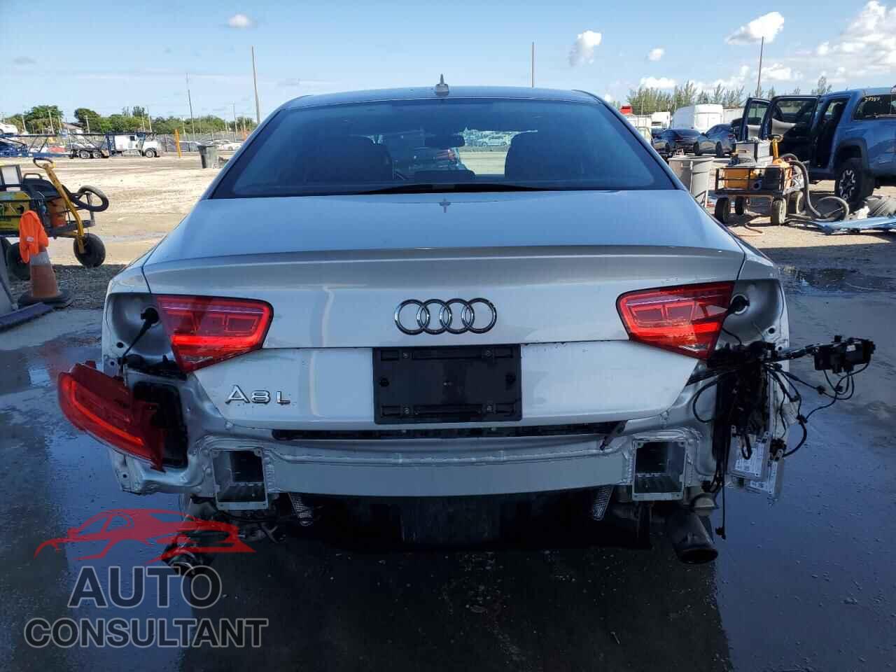 AUDI A8 2014 - WAURGAFD4EN006135