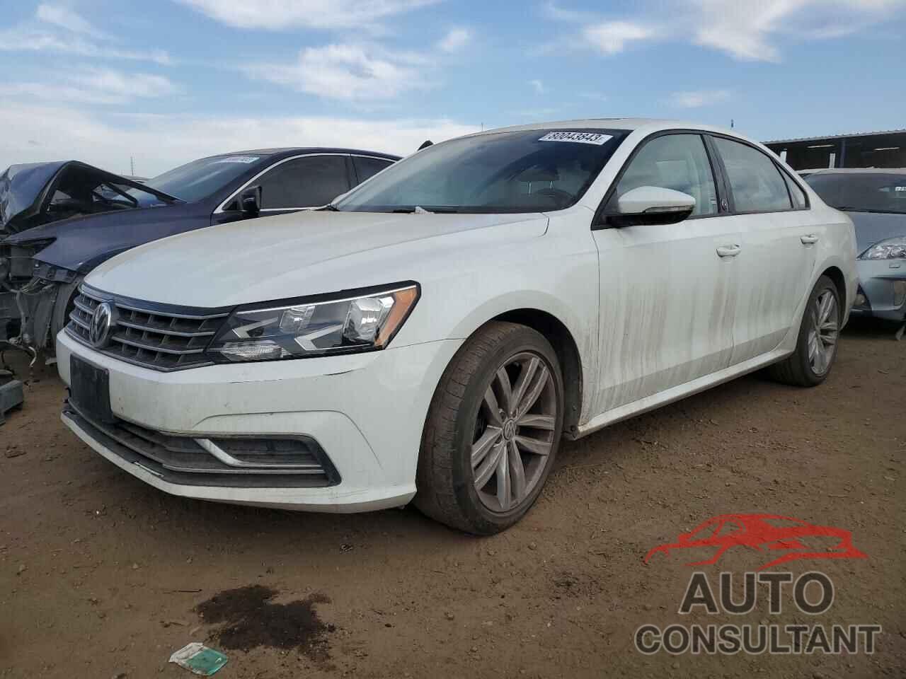 VOLKSWAGEN PASSAT 2019 - 1VWLA7A36KC006542