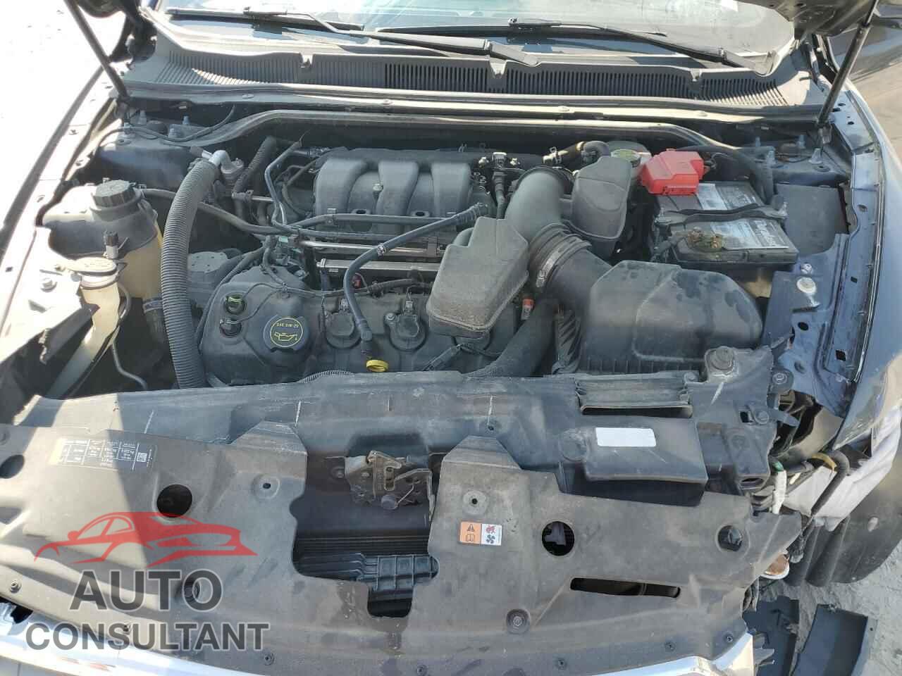 FORD TAURUS 2017 - 1FAHP2E81HG140060