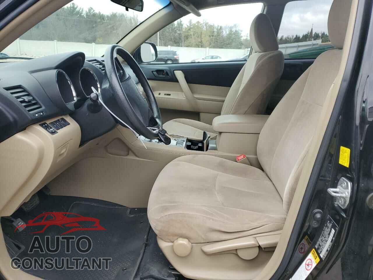 TOYOTA HIGHLANDER 2011 - 5TDBK3EH1BS067175