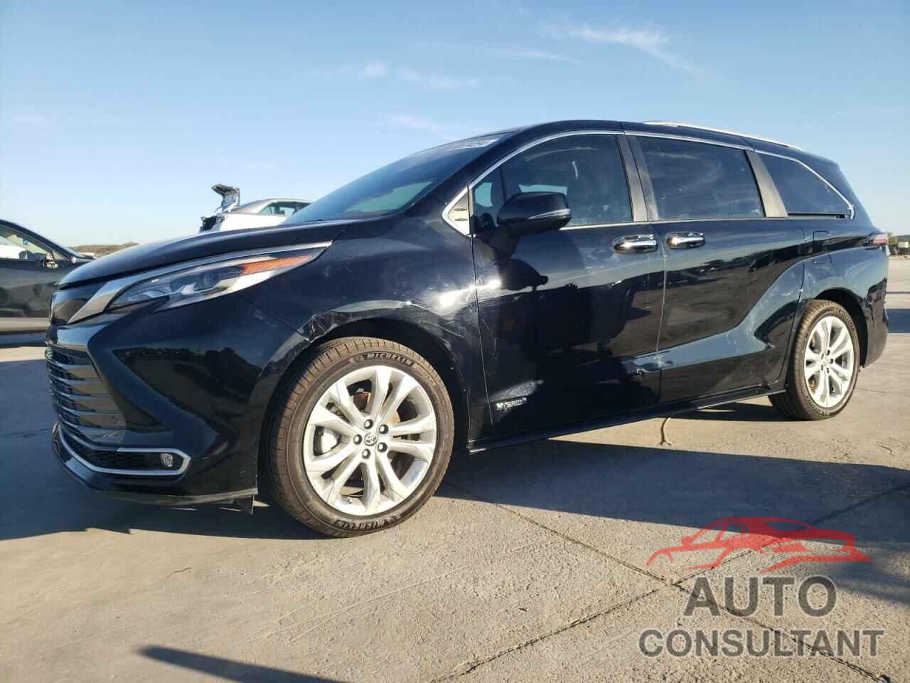 TOYOTA SIENNA 2021 - 5TDERKEC0MS026241