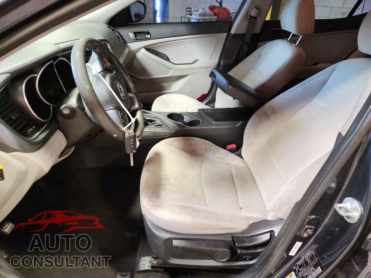 KIA OPTIMA 2015 - KNAGM4A74F5540692