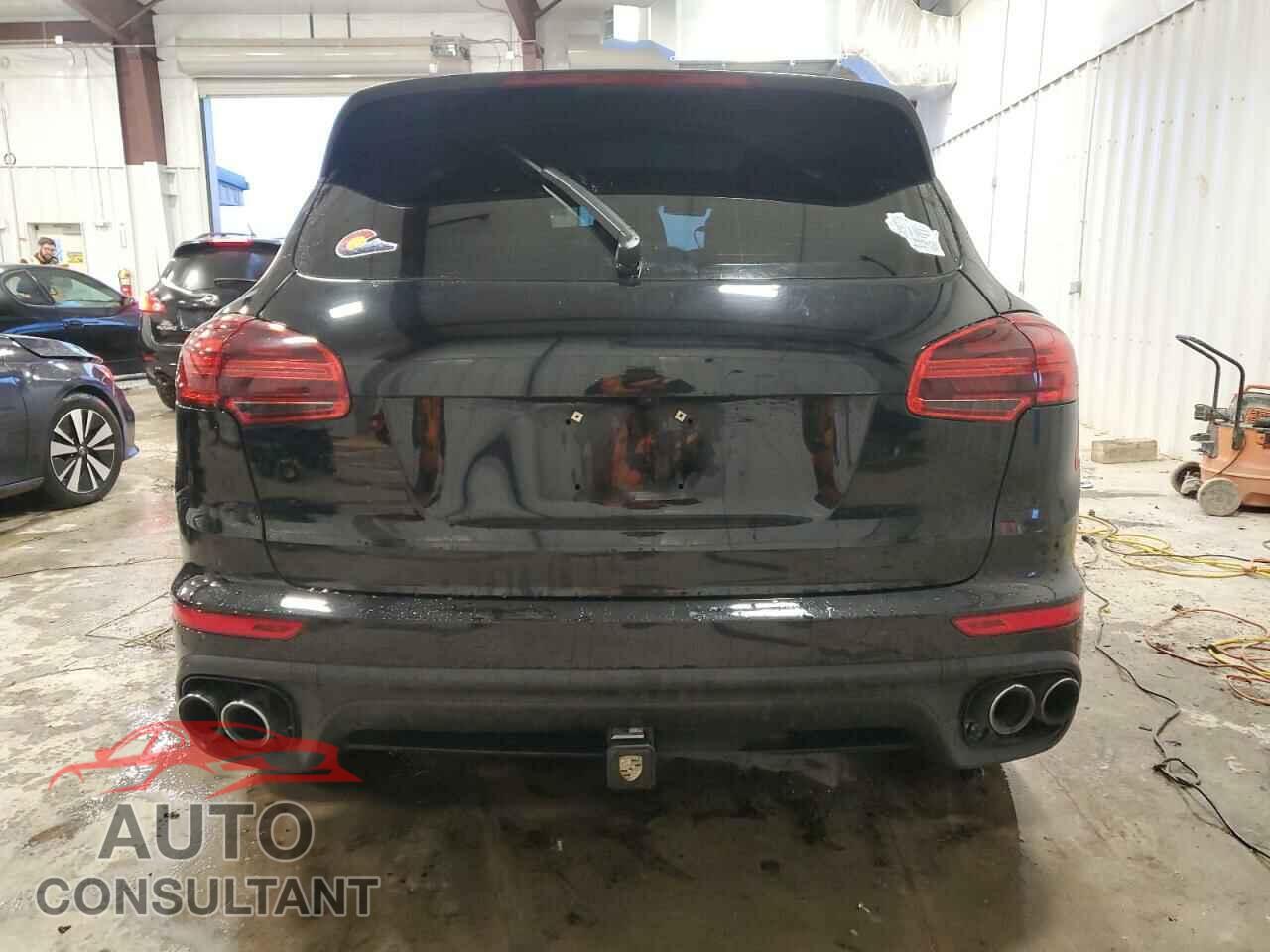 PORSCHE CAYENNE 2017 - WP1AE2A23HLA72272