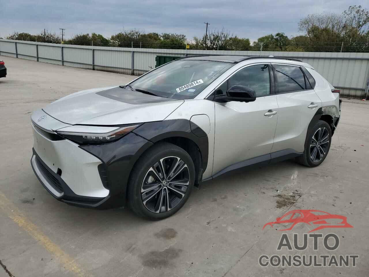 TOYOTA BZ4X XLE 2023 - JTMAAAAA9PA015941