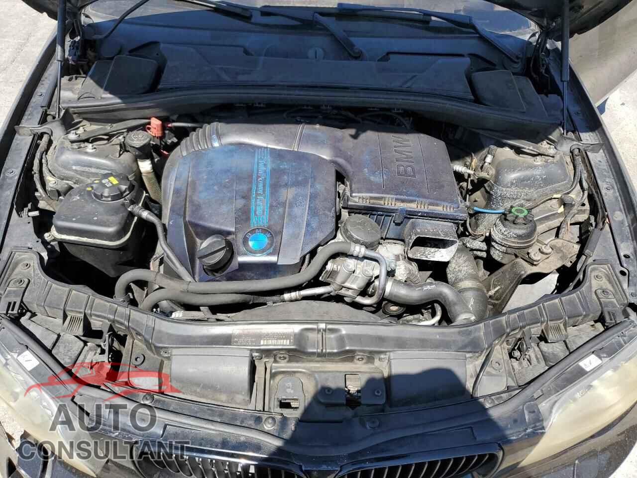 BMW 1 SERIES 2011 - WBAUC9C59BVM09587