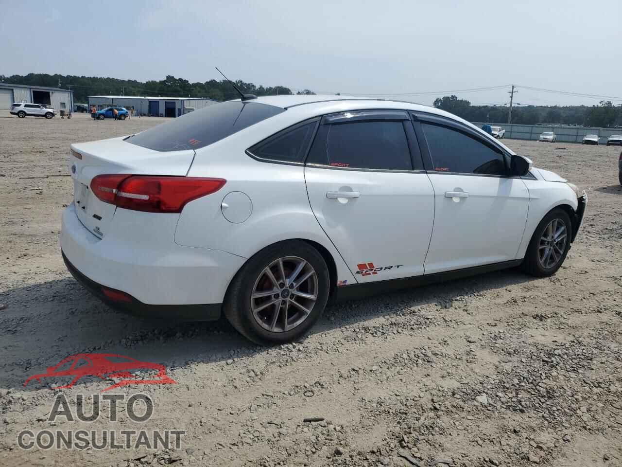 FORD FOCUS 2016 - 1FADP3F22GL399726