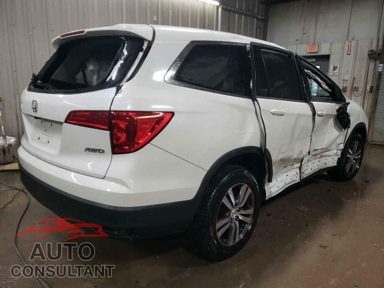 HONDA PILOT 2017 - 5FNYF6H39HB090247