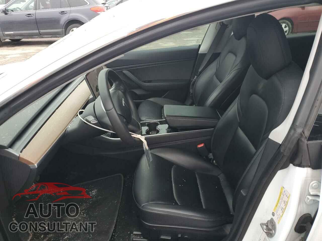 TESLA MODEL 3 2019 - 5YJ3E1EB9KF469834