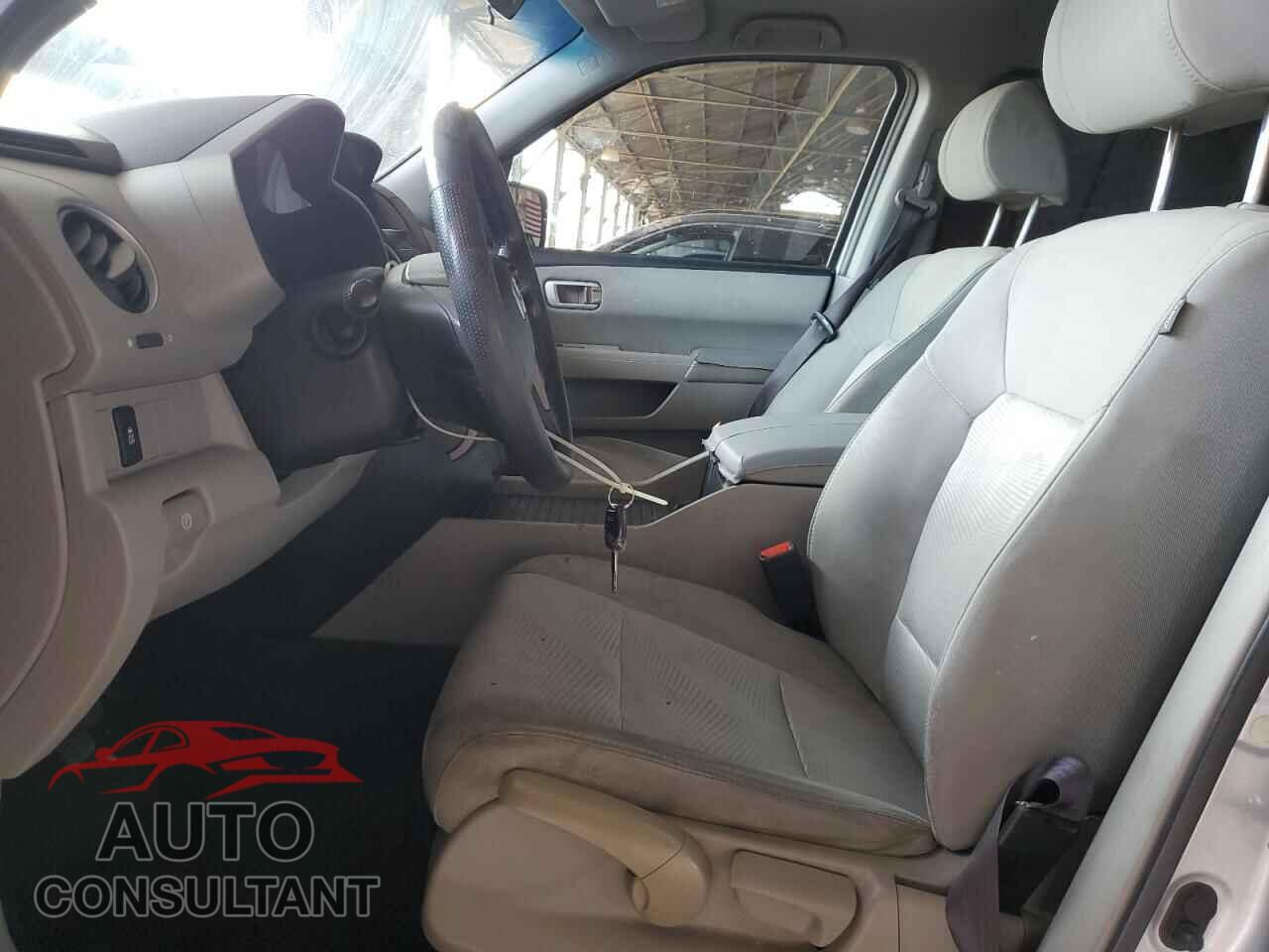 HONDA PILOT 2013 - 5FNYF3H24DB040131