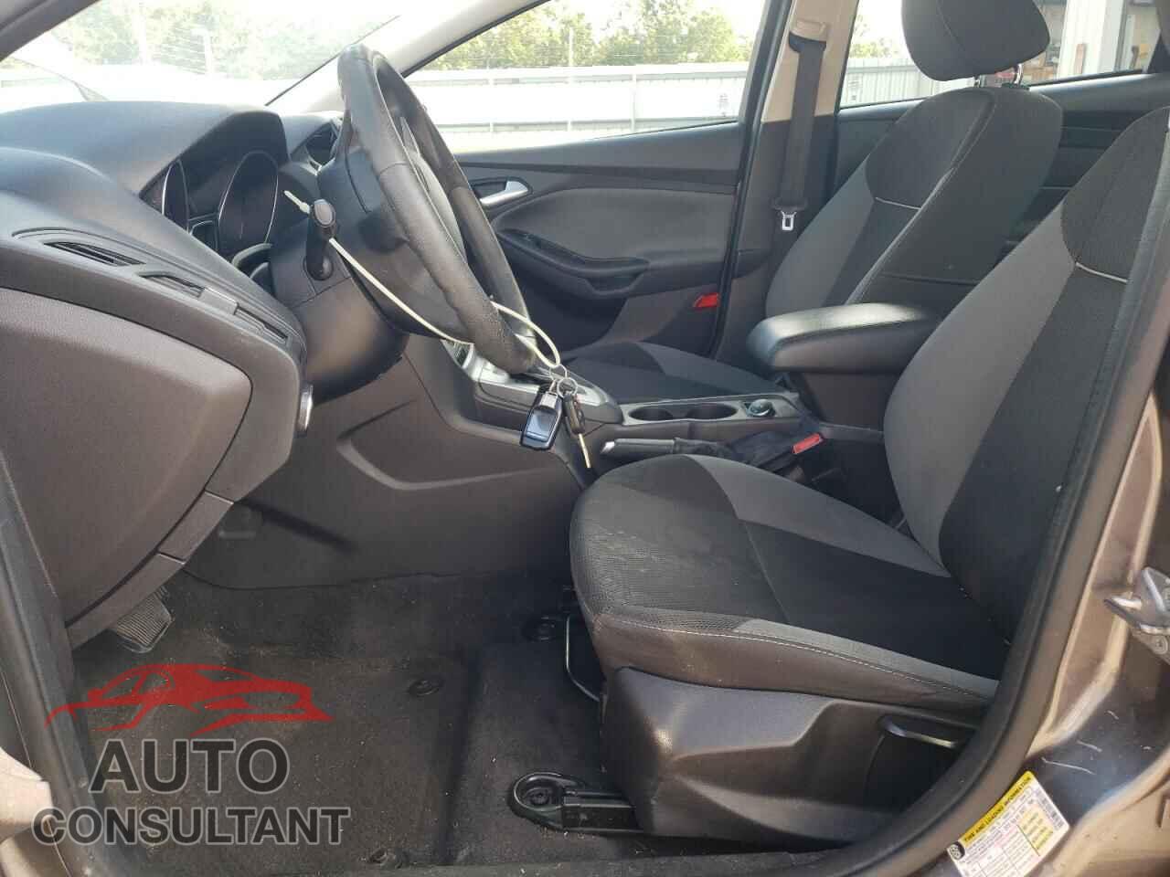 FORD FOCUS 2014 - 1FADP3F23EL319363